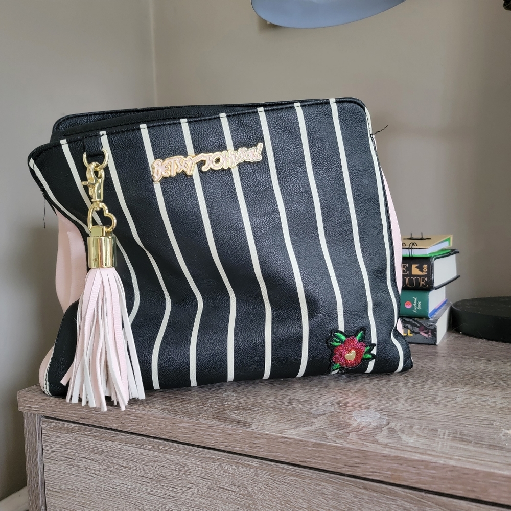 Betsey Johnson bag